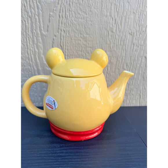 Disney Winnie the Pooh Head Ceramic Teapot with Lid - Picture 2 of 8